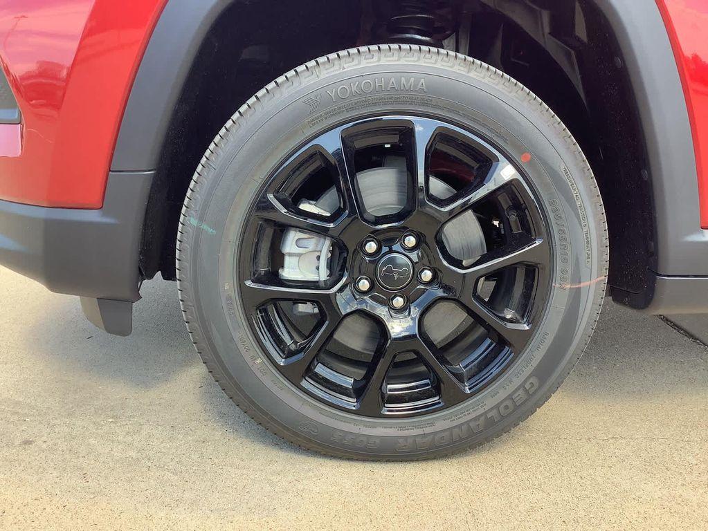 new 2026 Jeep Compass car, priced at $31,254