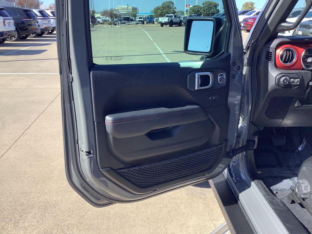 used 2020 Jeep Wrangler Unlimited car, priced at $44,850