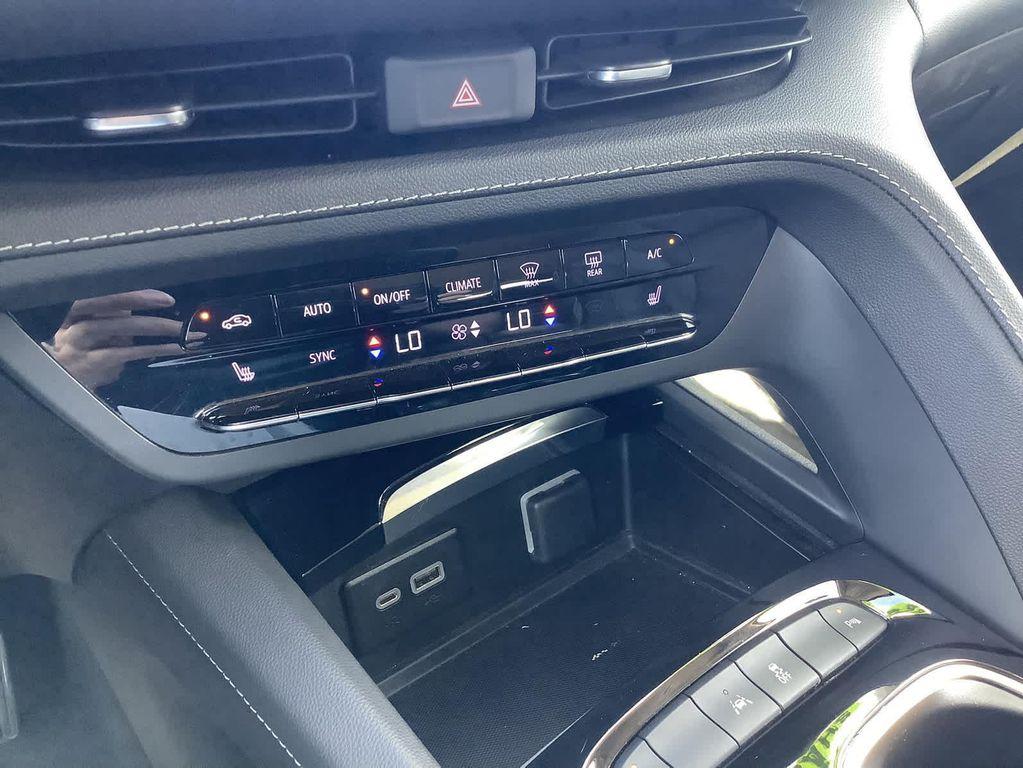 used 2023 Buick Envision car, priced at $29,965