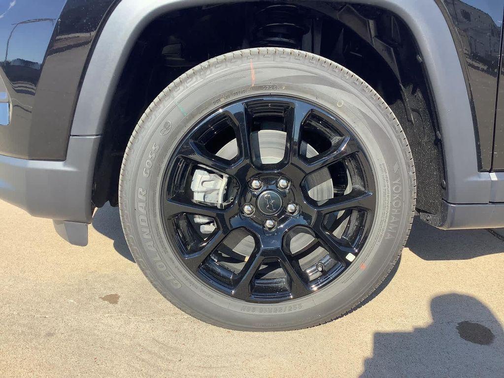 new 2026 Jeep Compass car, priced at $33,649