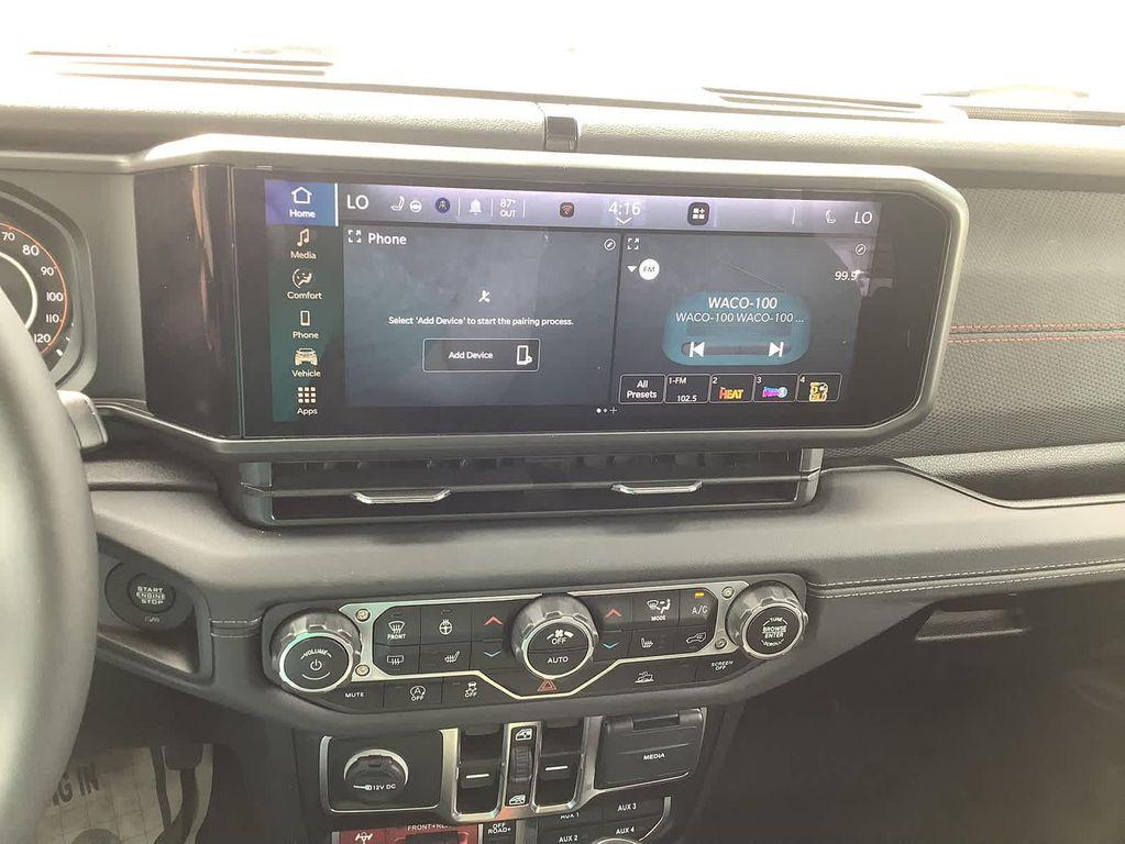 new 2025 Jeep Gladiator car, priced at $53,753