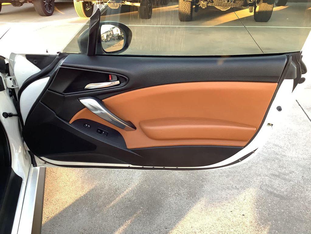 used 2017 FIAT 124 Spider car, priced at $15,150