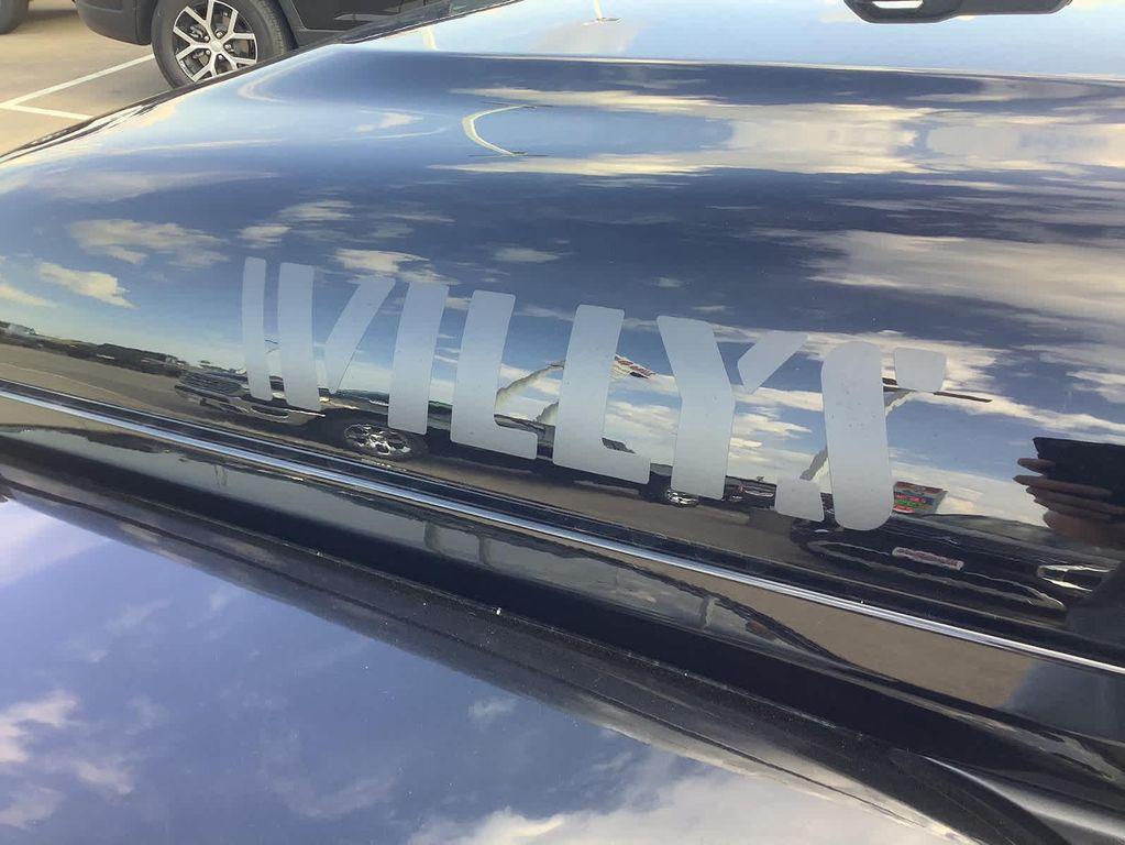 used 2022 Jeep Gladiator car, priced at $31,800