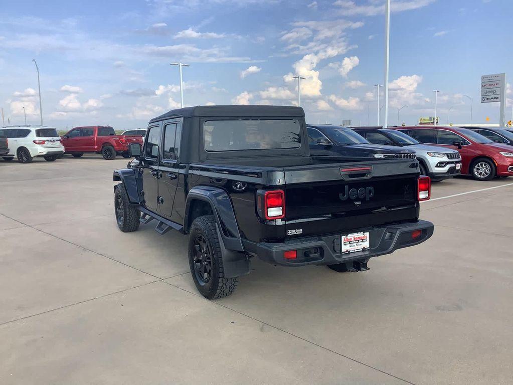 used 2022 Jeep Gladiator car, priced at $31,800