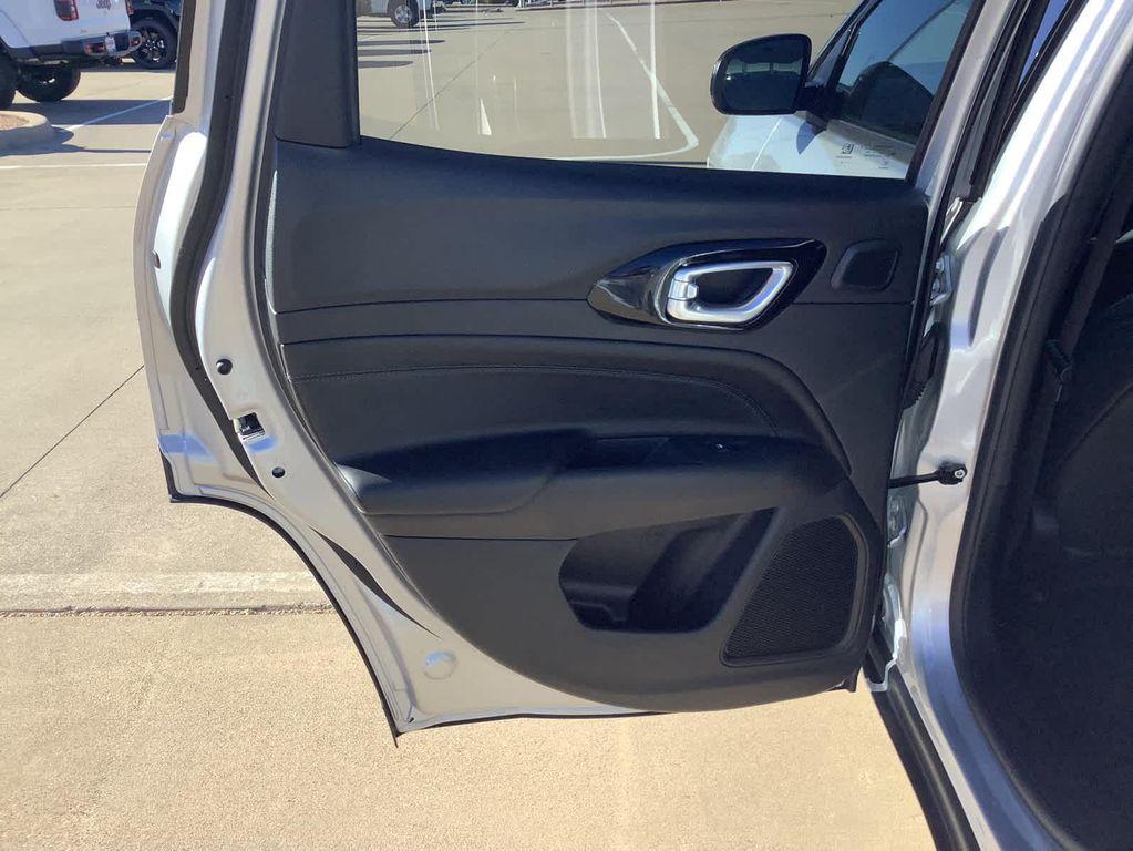 new 2025 Jeep Compass car, priced at $33,743