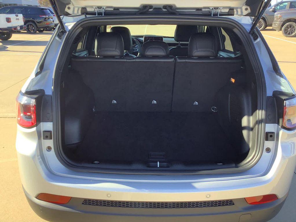 new 2025 Jeep Compass car, priced at $33,743