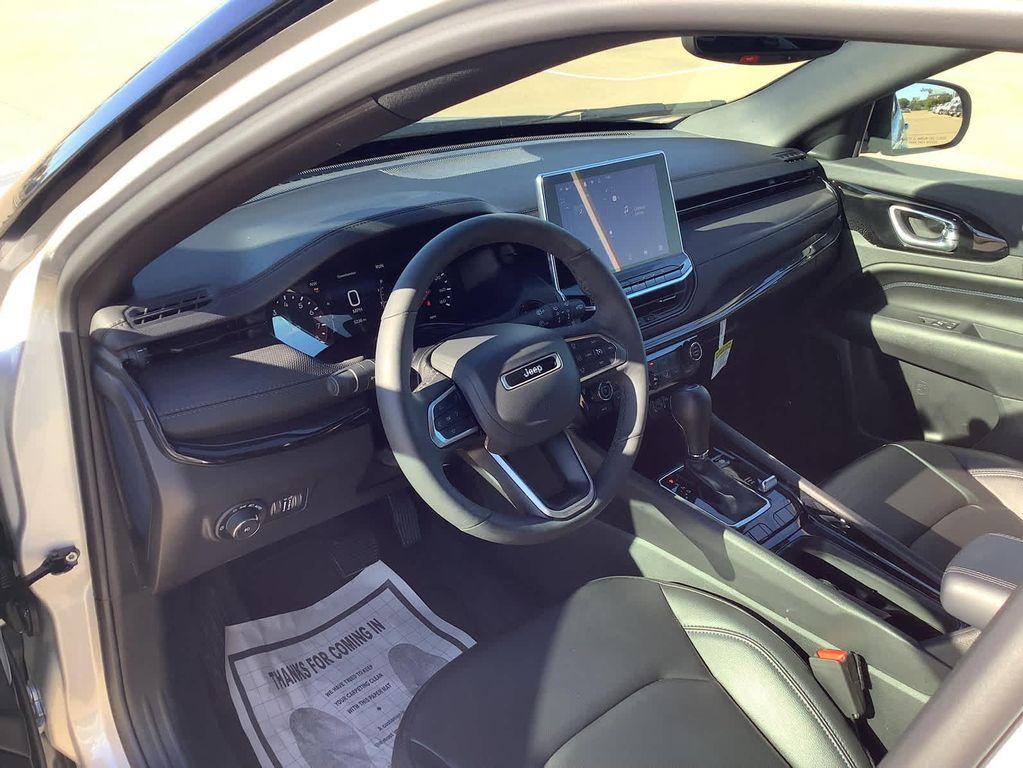 new 2025 Jeep Compass car, priced at $33,743