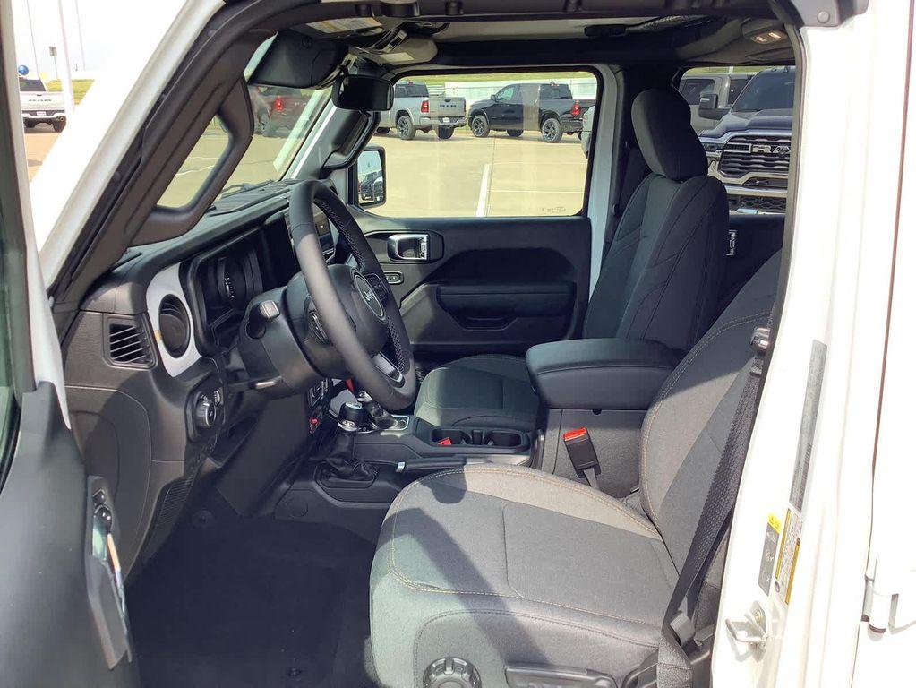 new 2025 Jeep Wrangler car, priced at $54,480