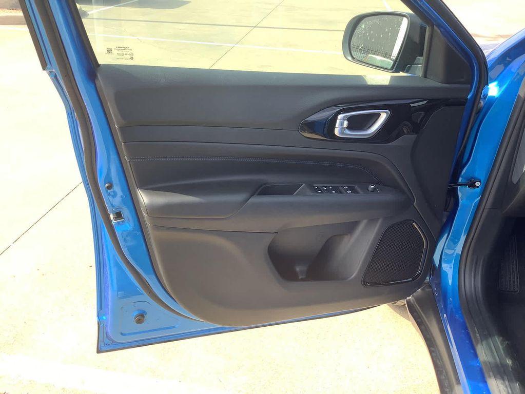 new 2026 Jeep Compass car, priced at $31,254