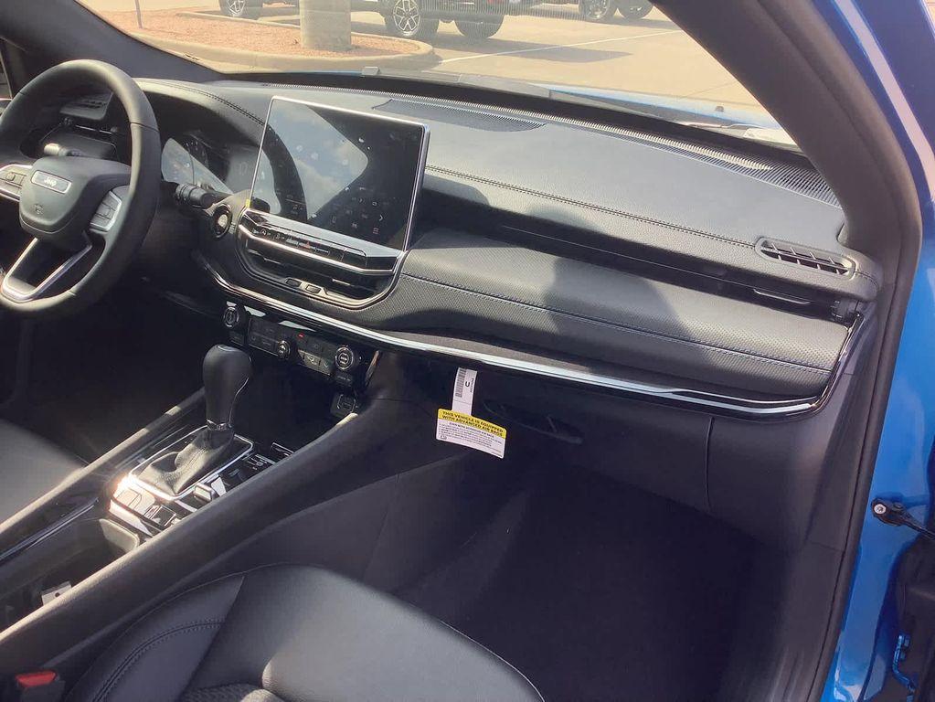 new 2026 Jeep Compass car, priced at $31,254