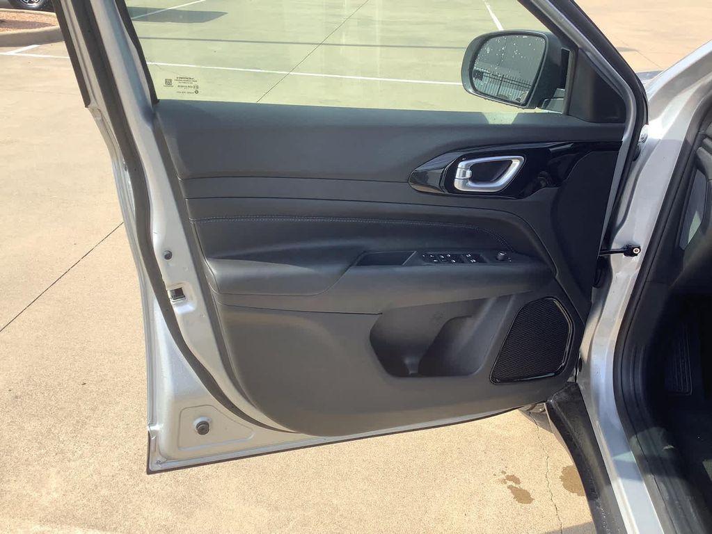 new 2026 Jeep Compass car, priced at $36,100