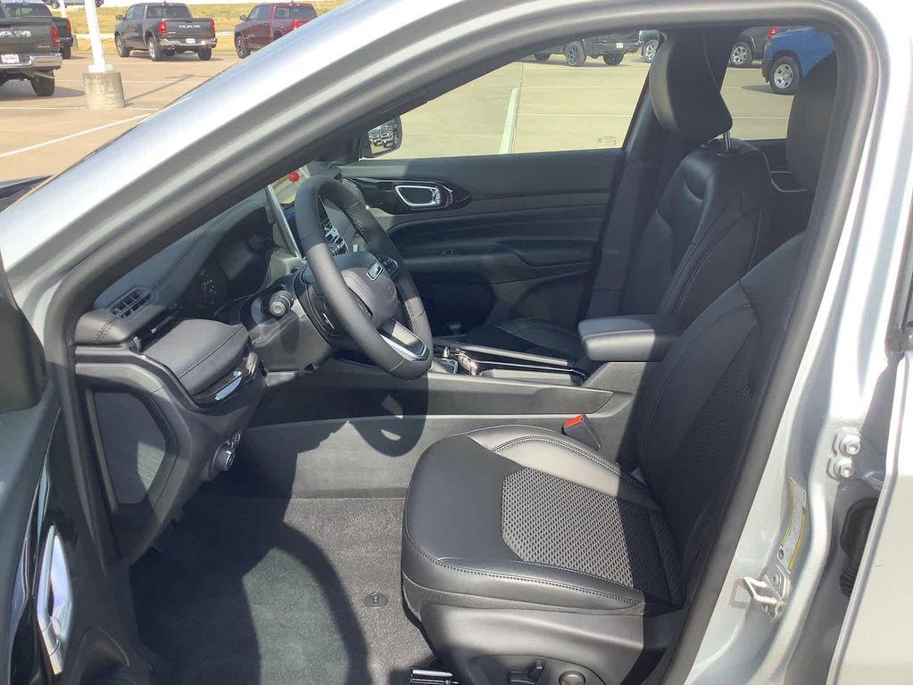 new 2026 Jeep Compass car, priced at $36,100