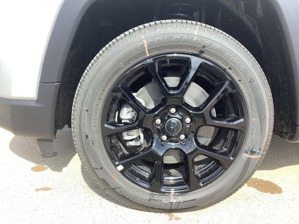 new 2026 Jeep Compass car, priced at $36,100