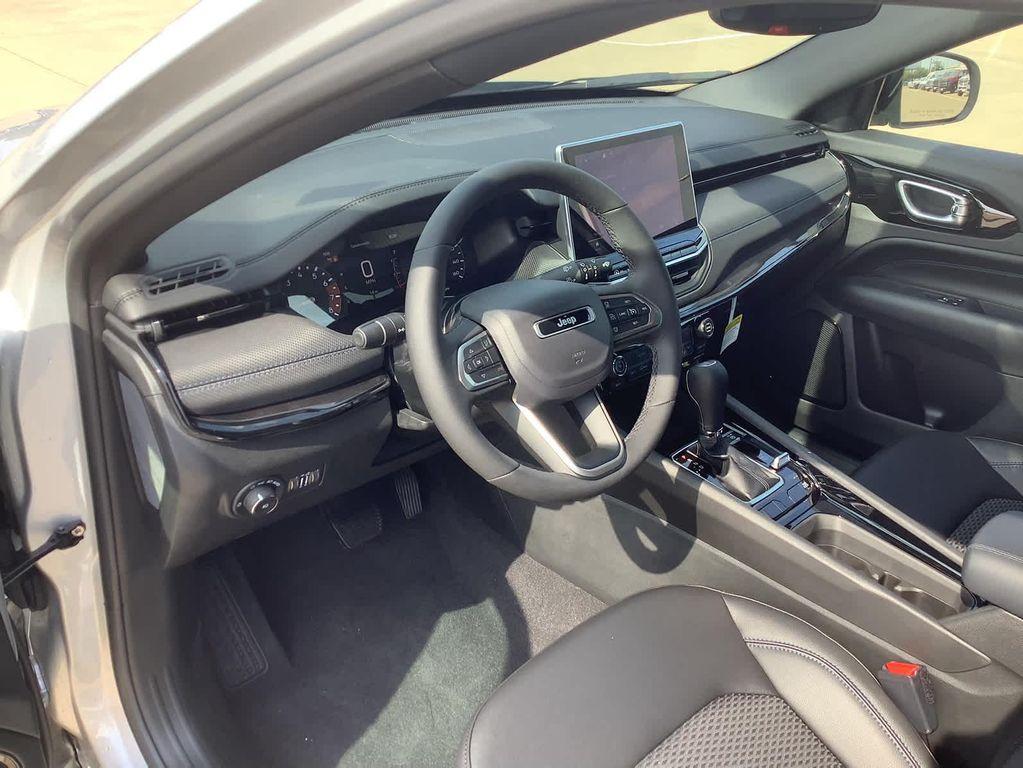 new 2026 Jeep Compass car, priced at $36,100