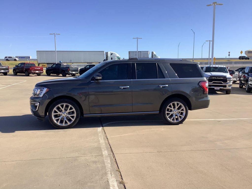used 2018 Ford Expedition car, priced at $27,900