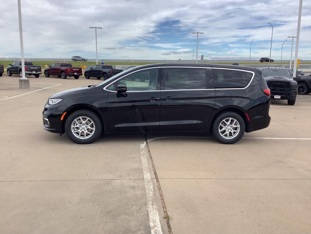 new 2026 Chrysler Pacifica car, priced at $42,740