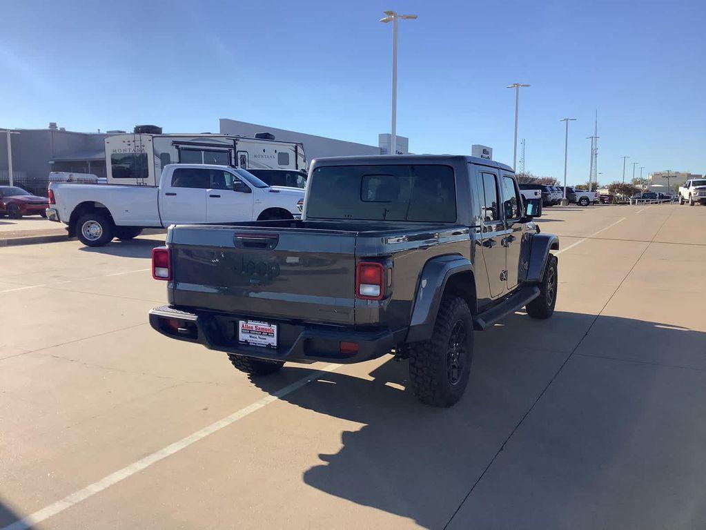 new 2025 Jeep Gladiator car, priced at $46,605