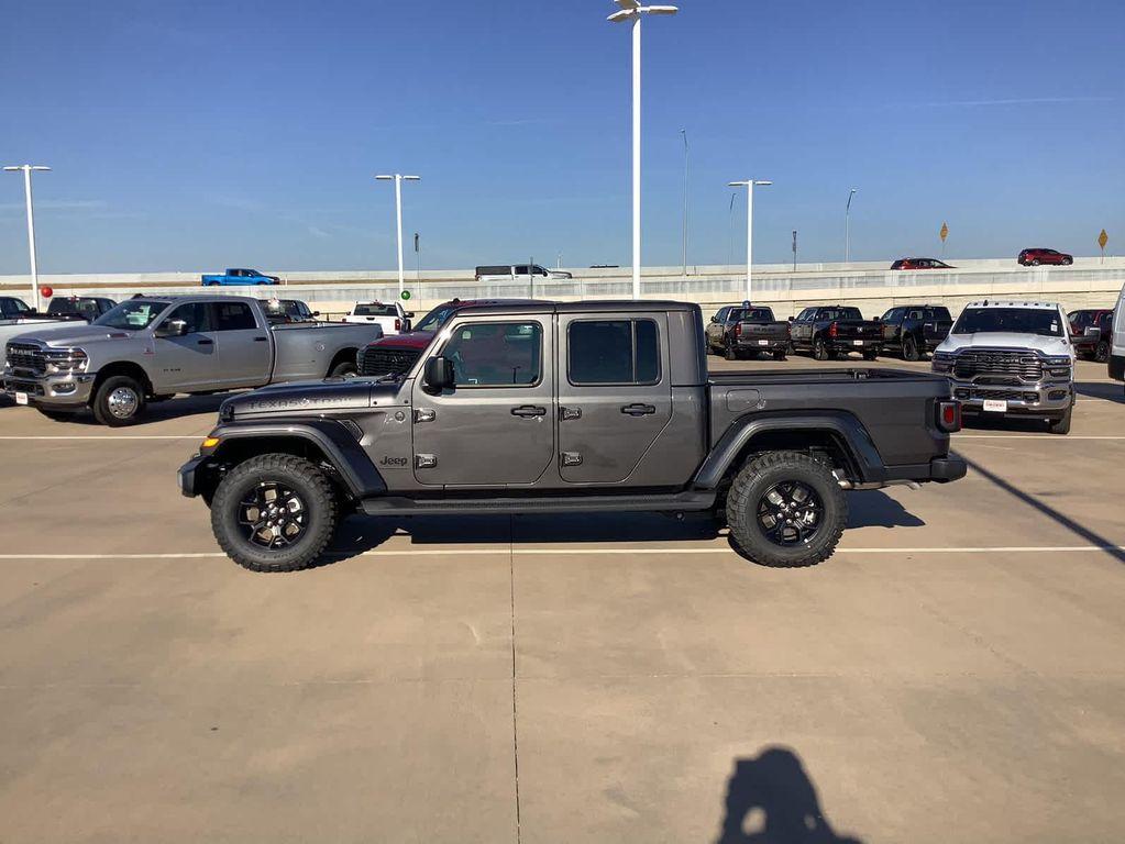 new 2025 Jeep Gladiator car, priced at $46,605