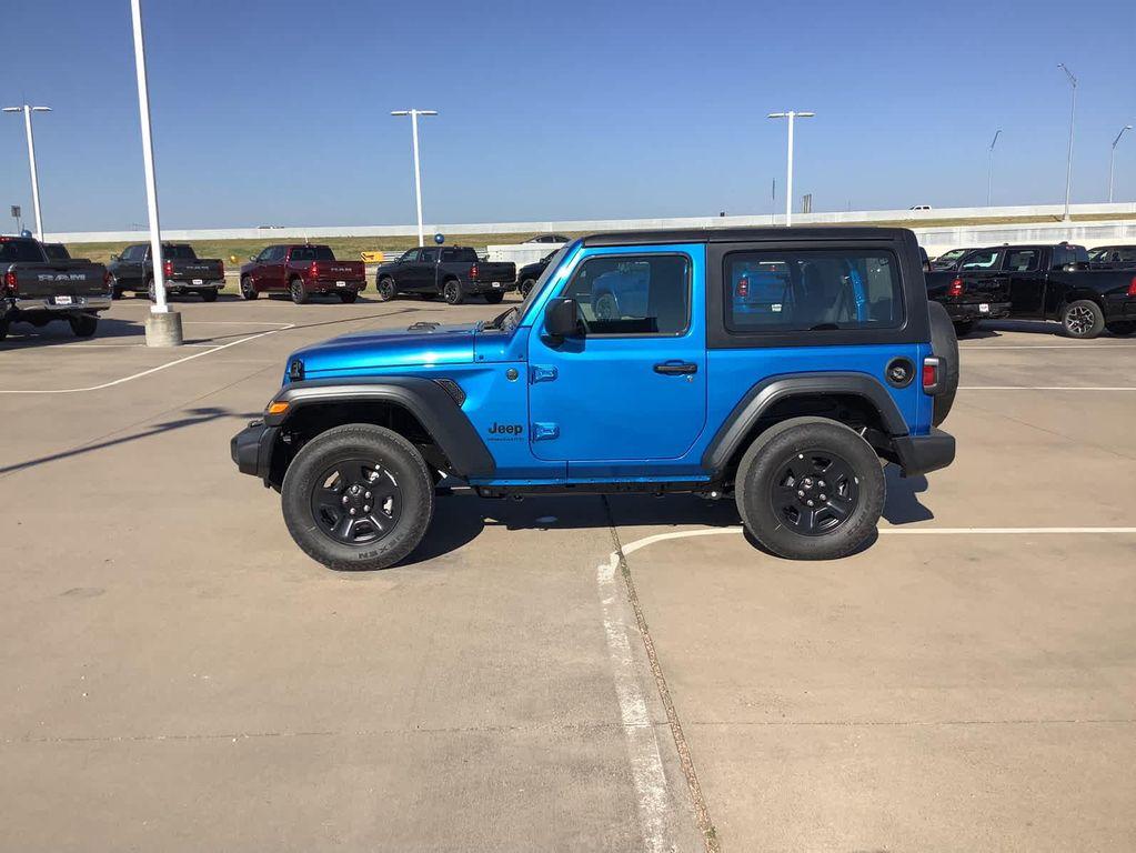 new 2025 Jeep Wrangler car, priced at $31,999
