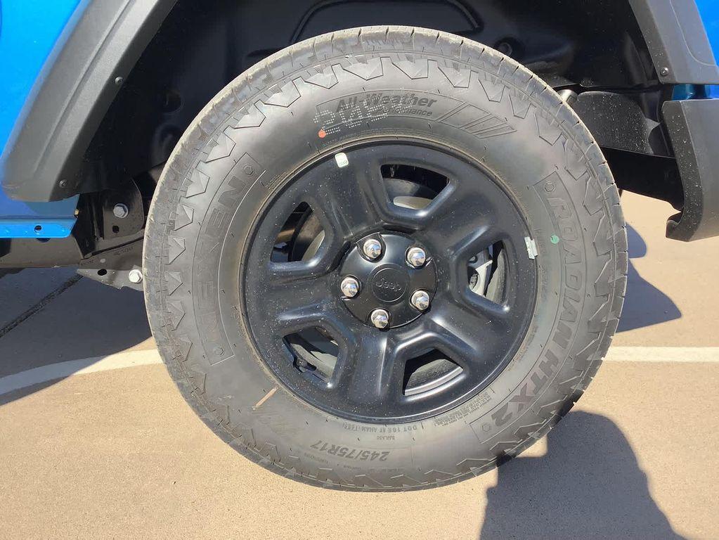 new 2025 Jeep Wrangler car, priced at $31,999