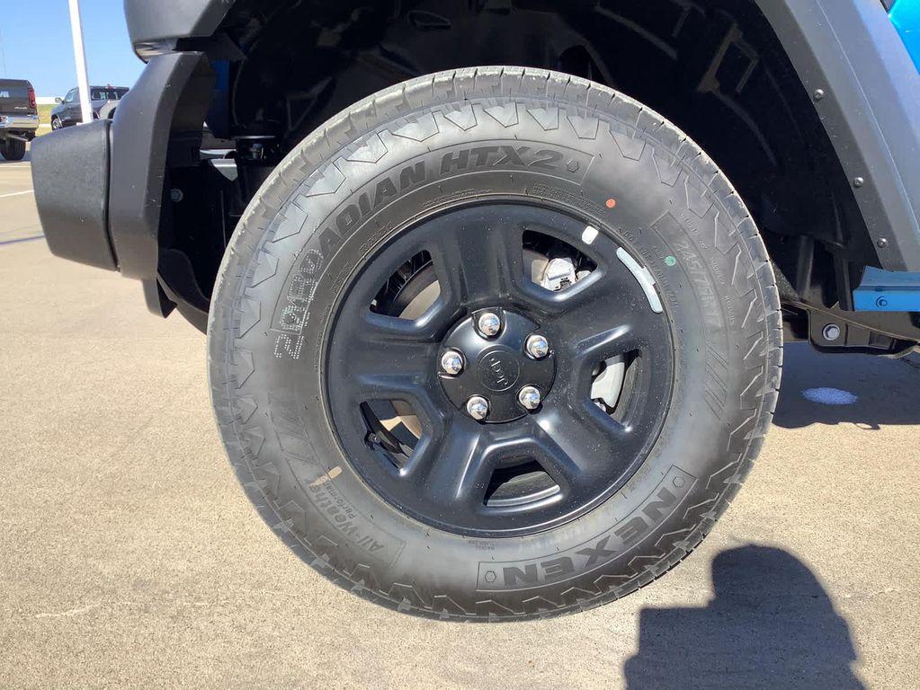 new 2025 Jeep Wrangler car, priced at $31,999