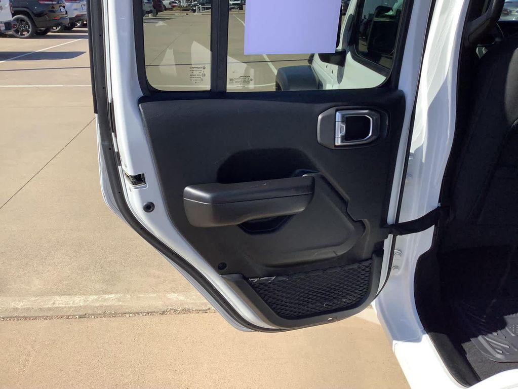 used 2019 Jeep Wrangler Unlimited car, priced at $28,485