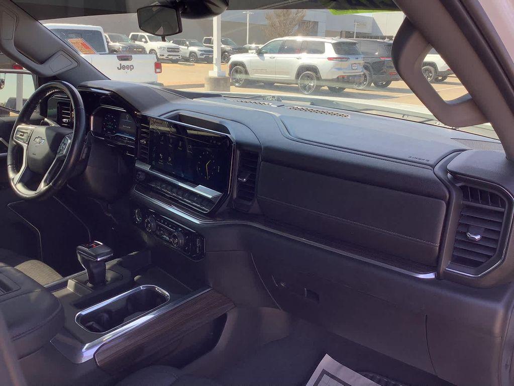 used 2022 Chevrolet Silverado 1500 car, priced at $36,585