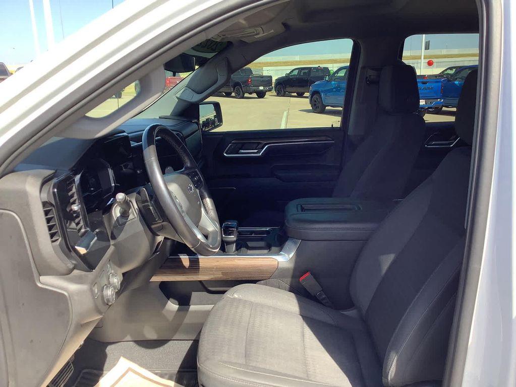 used 2022 Chevrolet Silverado 1500 car, priced at $36,585