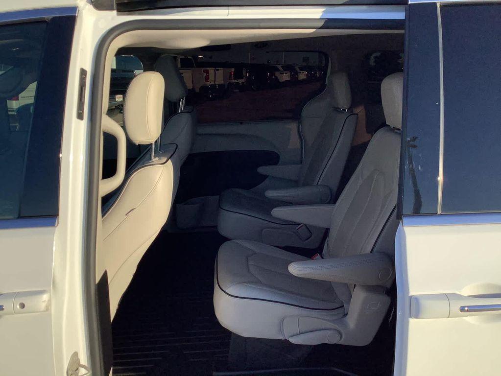 used 2021 Chrysler Pacifica car, priced at $29,690