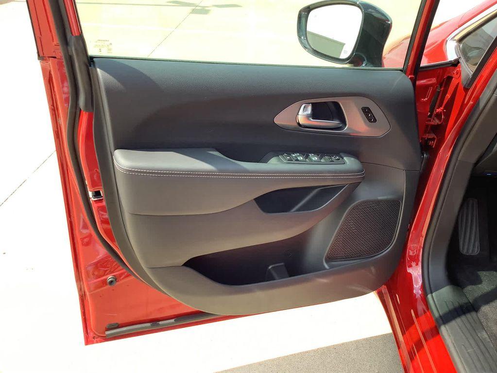 new 2026 Chrysler Pacifica car, priced at $41,235