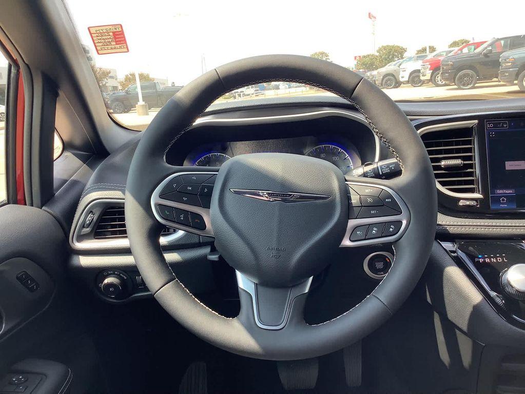 new 2026 Chrysler Pacifica car, priced at $41,235