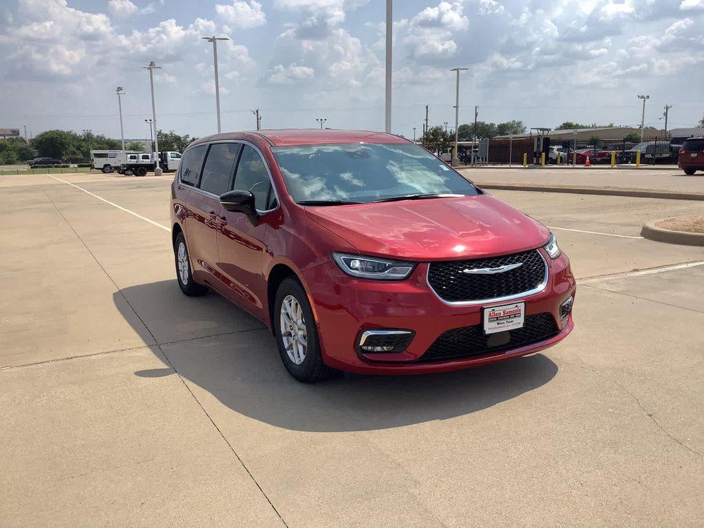 new 2026 Chrysler Pacifica car, priced at $41,235