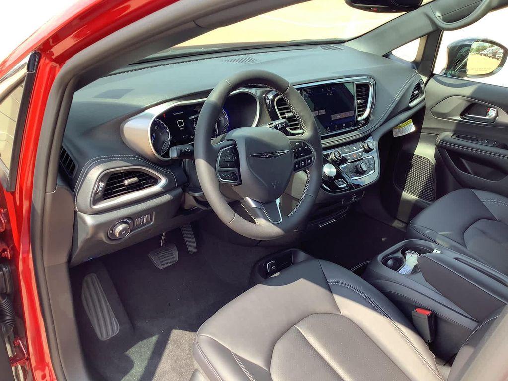 new 2026 Chrysler Pacifica car, priced at $41,235