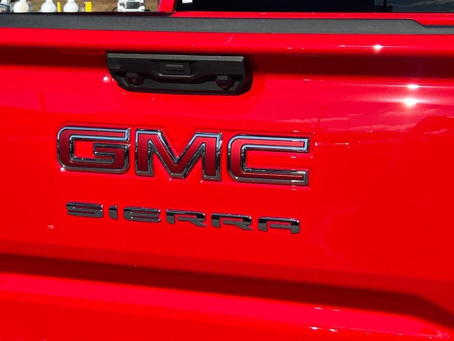 new 2025 GMC Sierra 1500 car, priced at $51,690