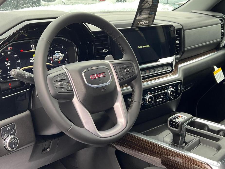 new 2025 GMC Sierra 1500 car, priced at $58,104