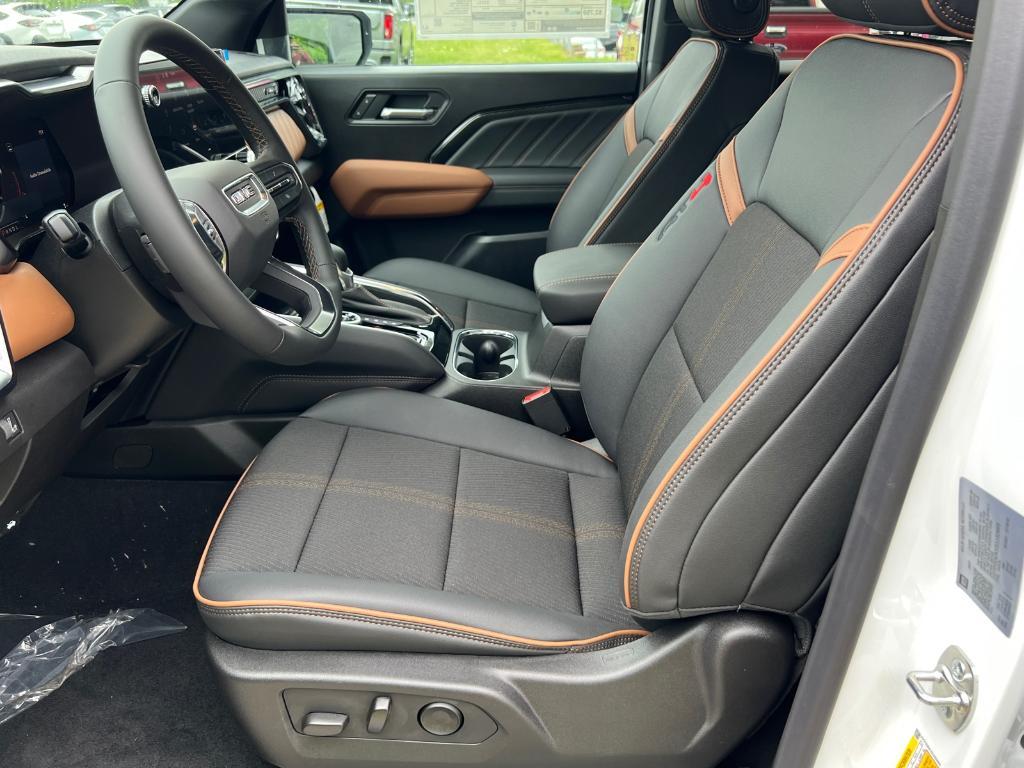 new 2025 GMC Canyon car, priced at $50,363