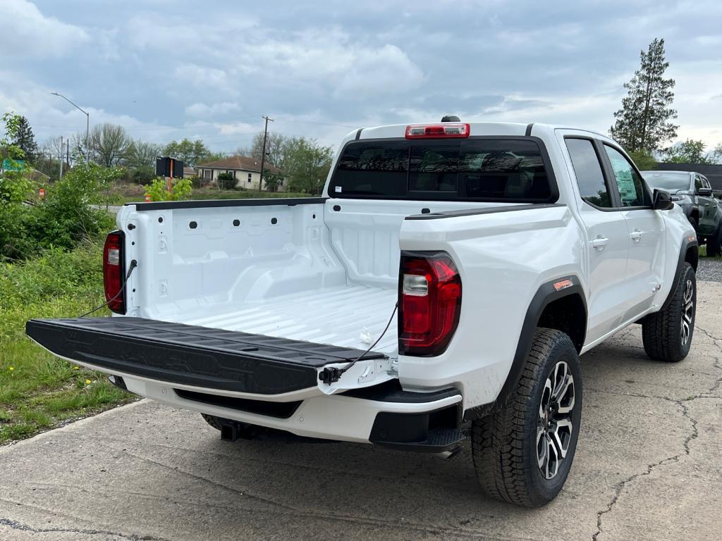 new 2025 GMC Canyon car, priced at $50,363