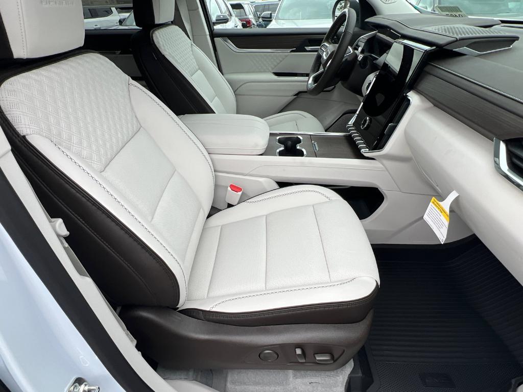 new 2026 GMC Acadia car, priced at $67,267