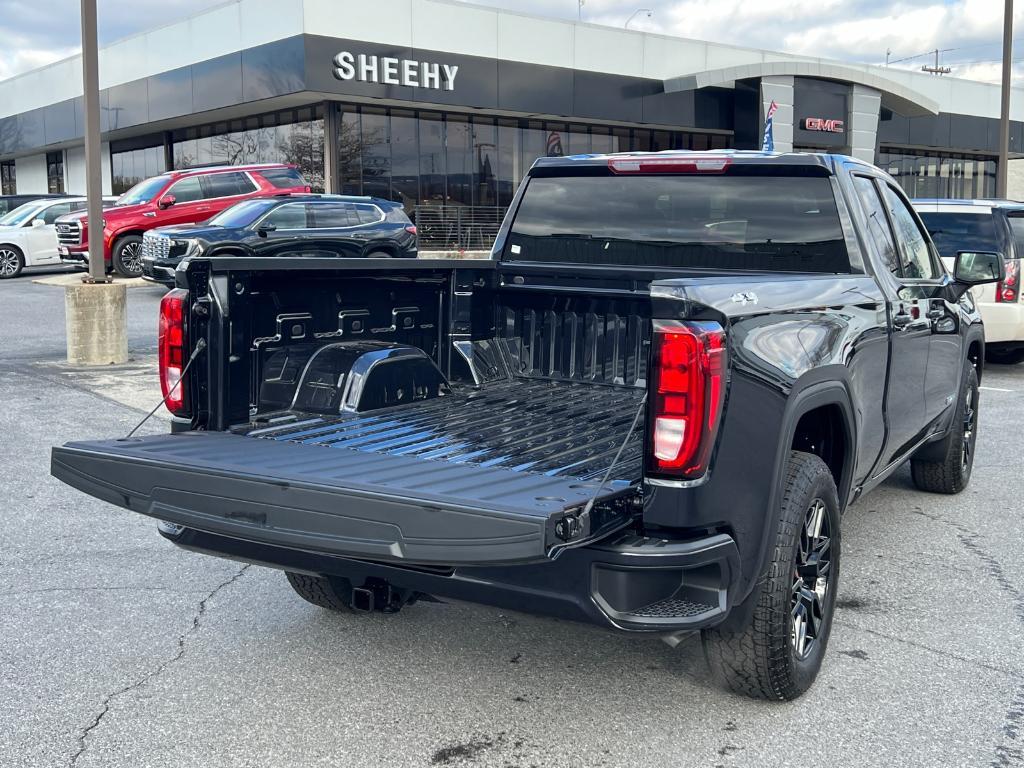 new 2025 GMC Sierra 1500 car, priced at $50,940