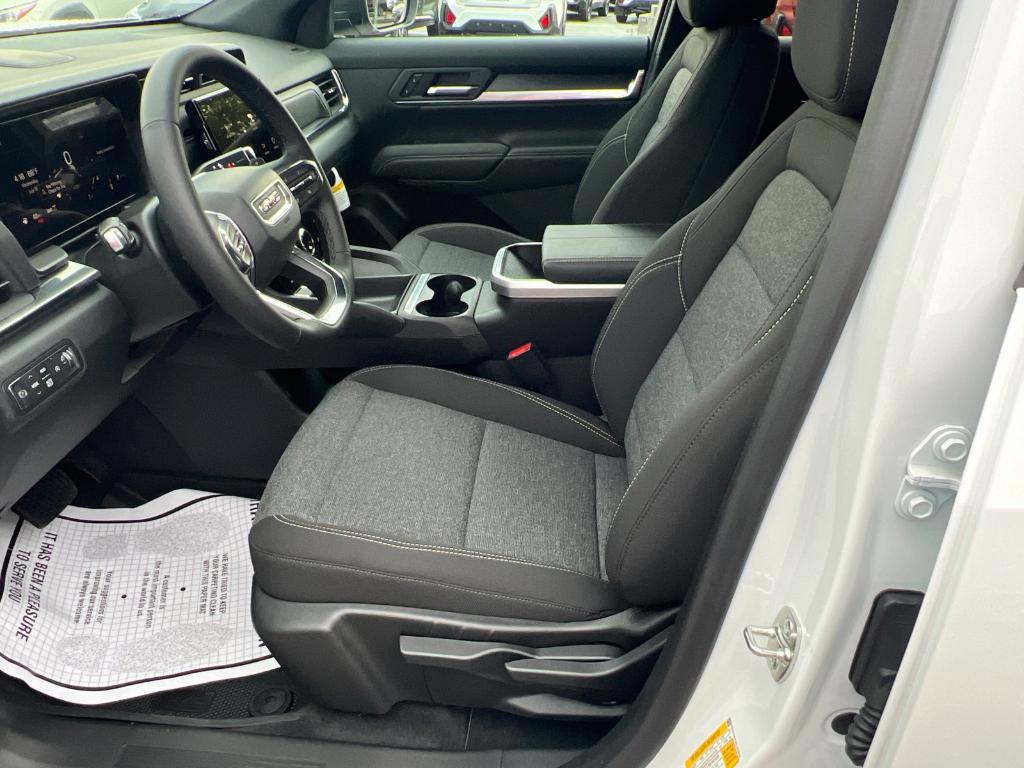 new 2026 GMC Terrain car, priced at $34,315