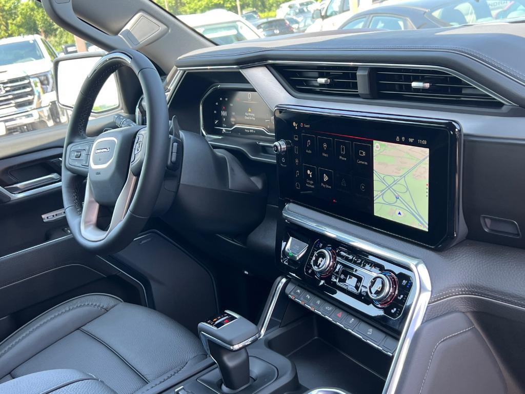new 2025 GMC Sierra 1500 car, priced at $74,377