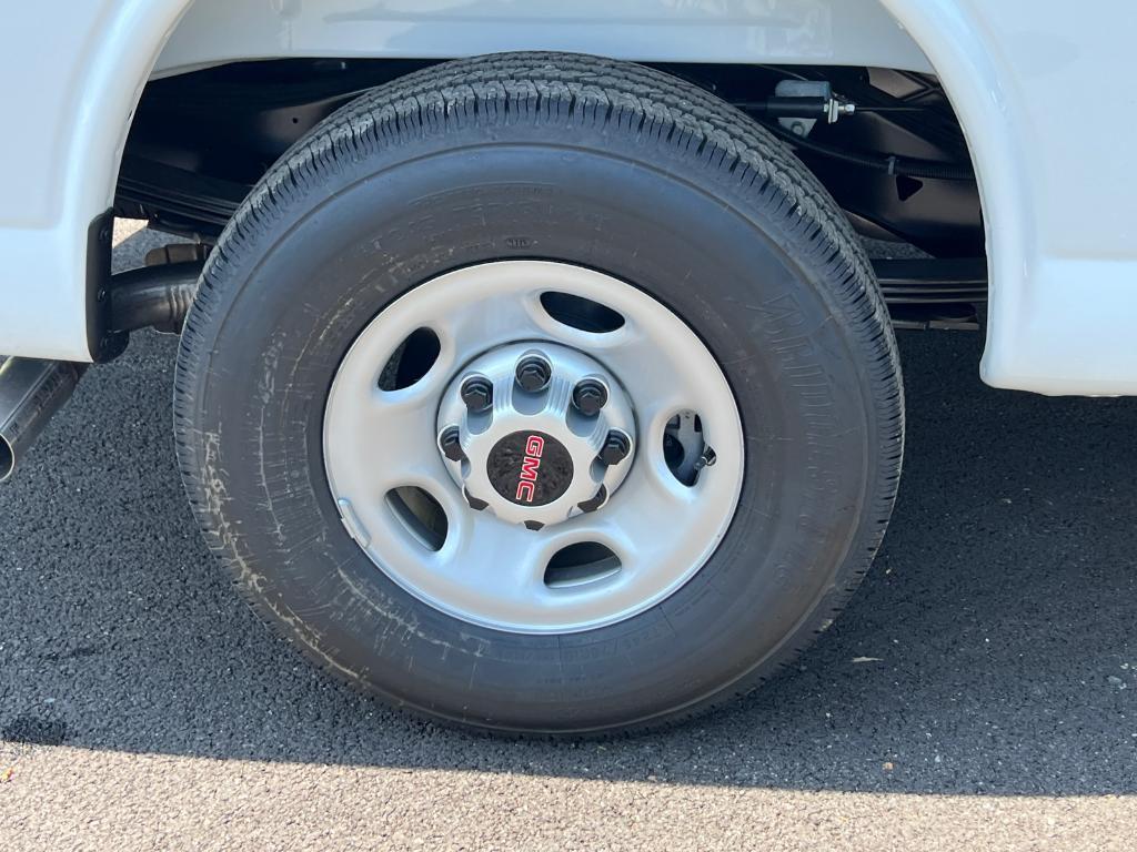 new 2025 GMC Savana 2500 car, priced at $52,685