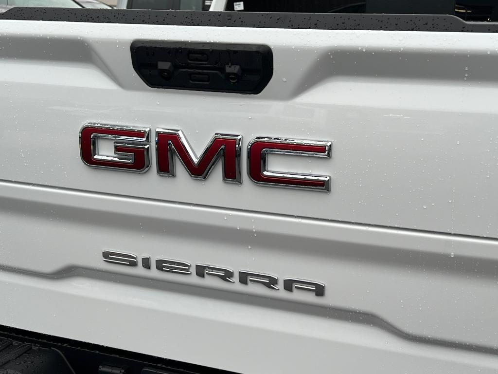 new 2025 GMC Sierra 1500 car, priced at $67,497