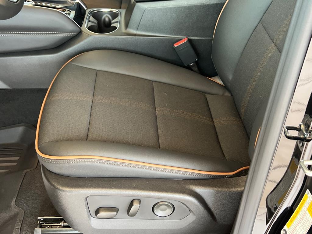 new 2025 GMC Canyon car, priced at $47,711