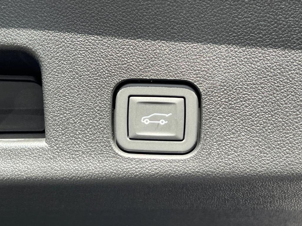 new 2026 GMC Acadia car, priced at $53,620