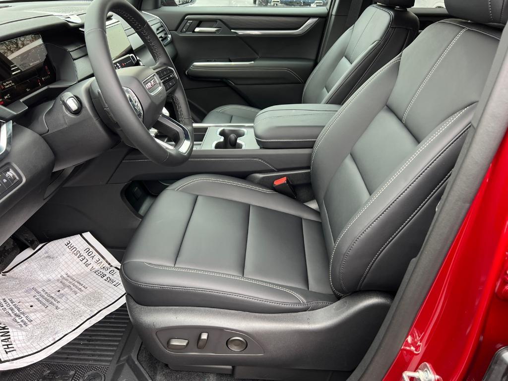 new 2025 GMC Acadia car, priced at $45,554