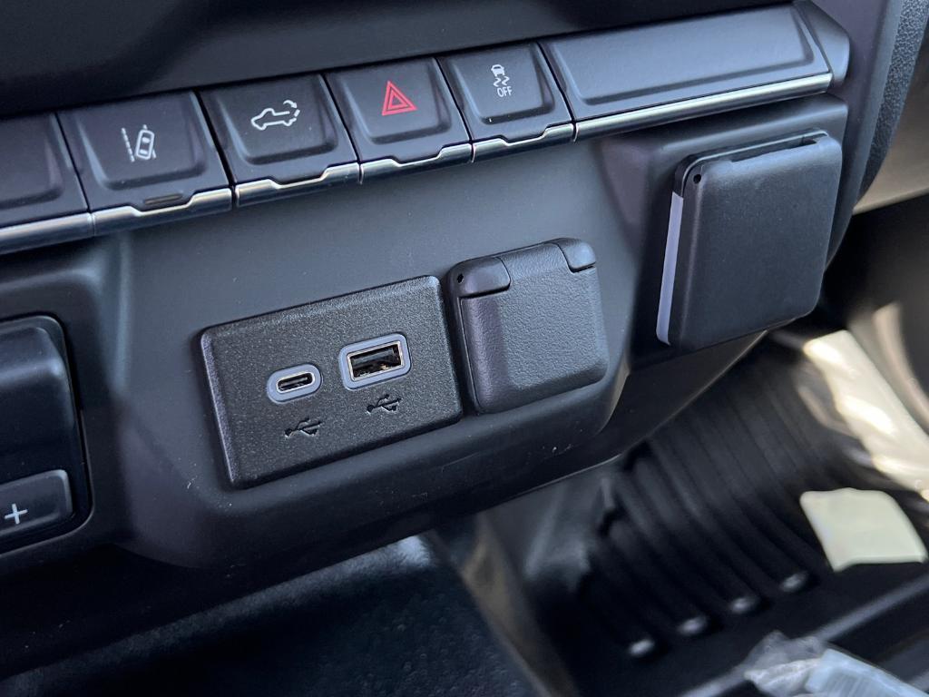 new 2025 GMC Sierra 2500 car, priced at $48,642