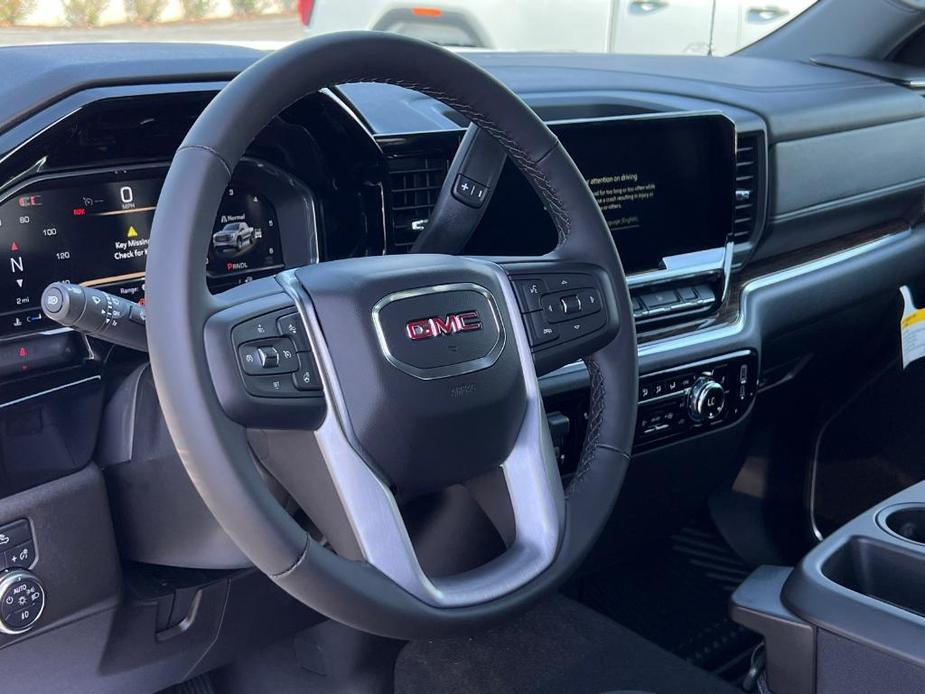 new 2025 GMC Sierra 1500 car, priced at $51,246