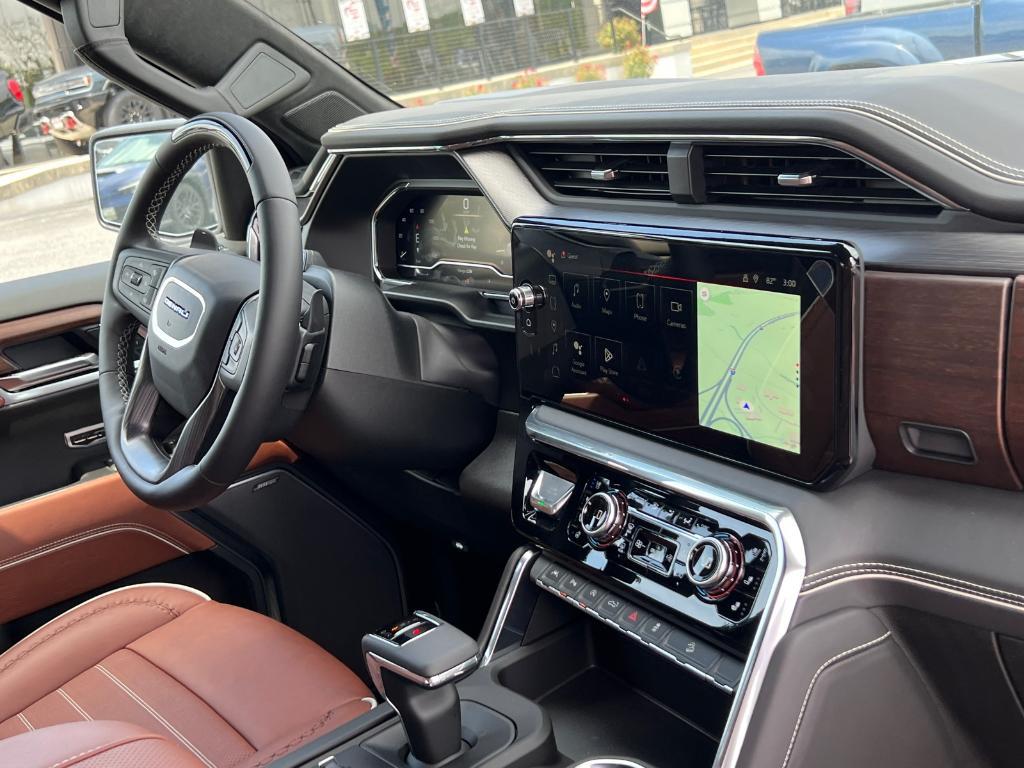 new 2025 GMC Sierra 1500 car, priced at $82,673