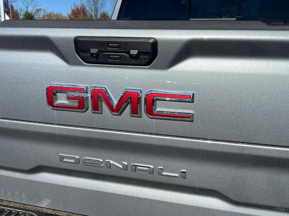 new 2024 GMC Sierra 1500 car, priced at $74,822